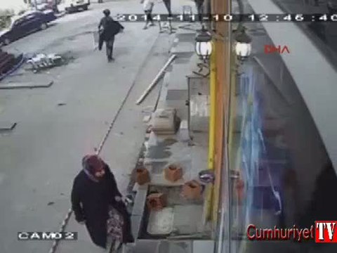 Bir adımla ölümden kurtuldu