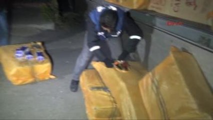 Aksaray'da Tır'da 150 Bin Paket Kaçak Sigara Ele Geçirildi