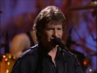 JOHN FOGERTY - PROUD  MARY -  PREMONITION LIVE CONCERT