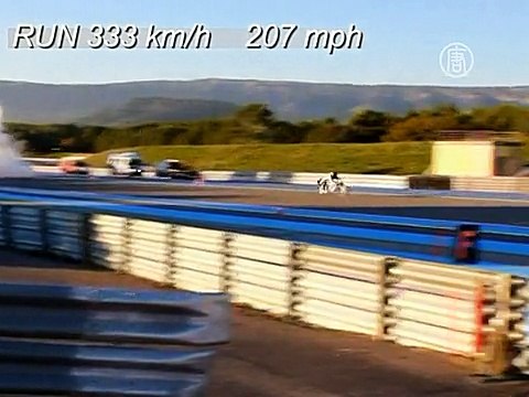 На реактивном велосипеде установили рекорд скорости