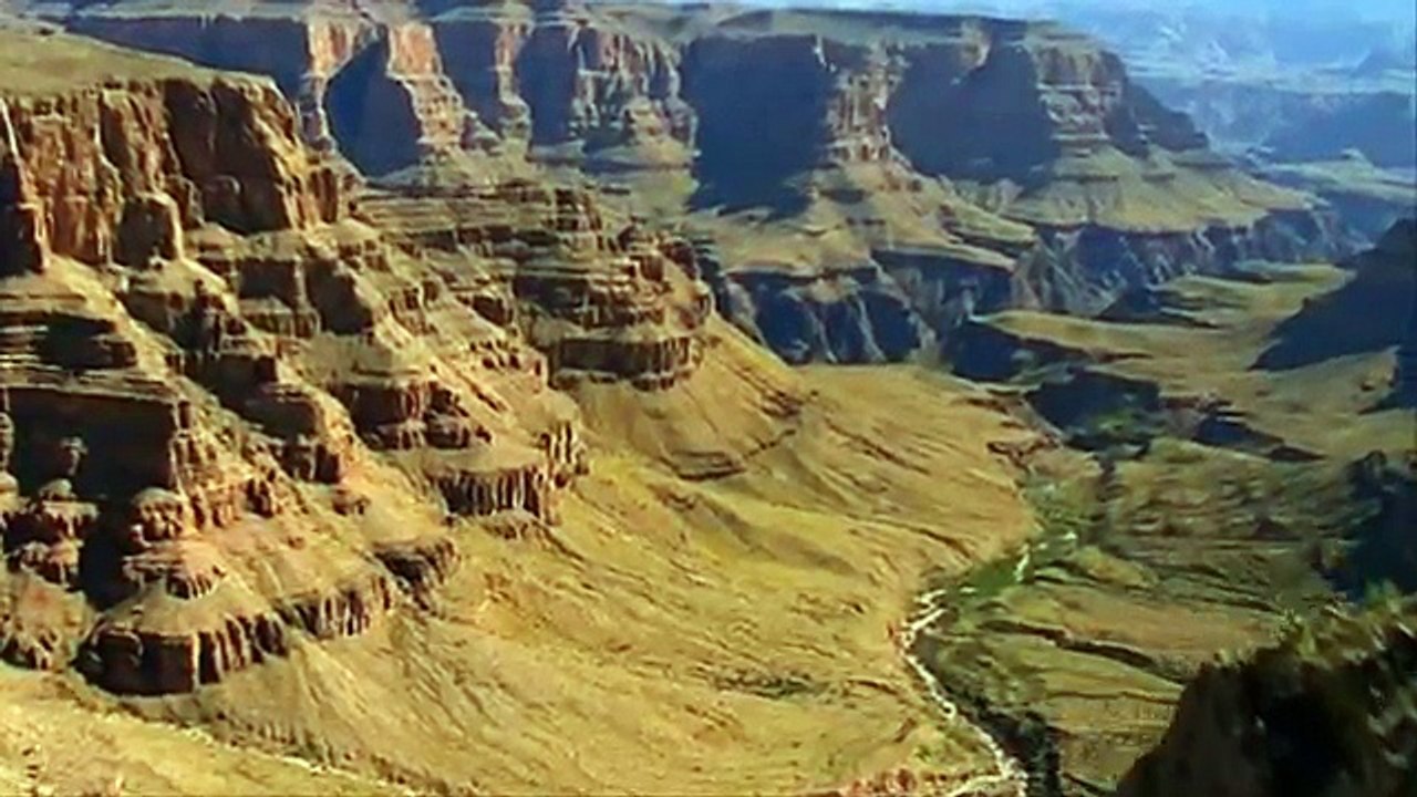National Geographic - Amazing Flight Over The Grand Canyon