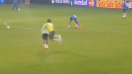 Brésil : Filipe Luis humilie Neymar !