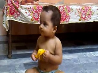 safi ullah aurang mughal, mananwala, district sheikhupura, eating mango