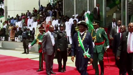 Nigeria's President Jonathan announces bid for second term