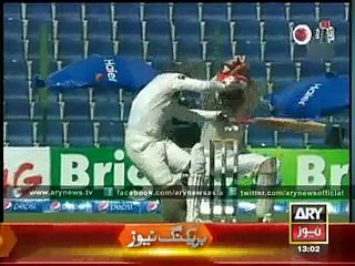 Pakistani Cricketer Ahmad Shahzad out - tubeyum.com