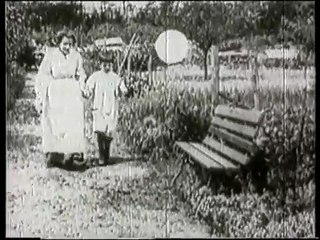 Auguste & Louis Lumière: L'Enfant au ballon (1896)