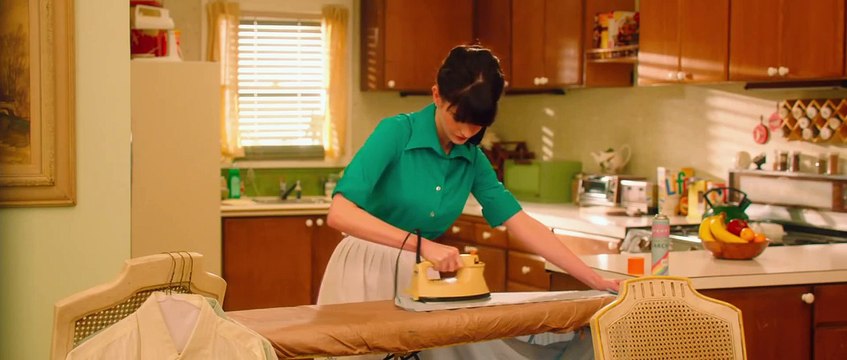 White Bird in a Blizzard Official Trailer #1 (2014) - Shailene Woodley, Eva Green Movie HD