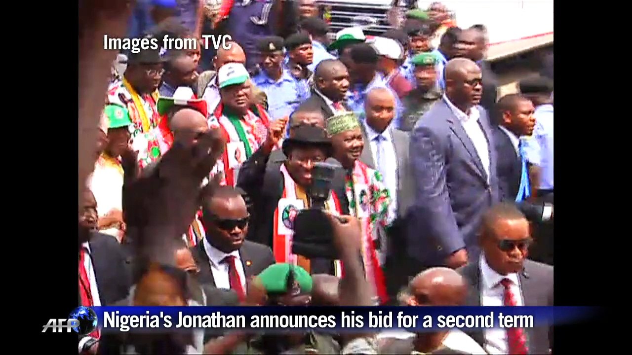 Nigeria's Goodluck Jonathan announces bid for second term