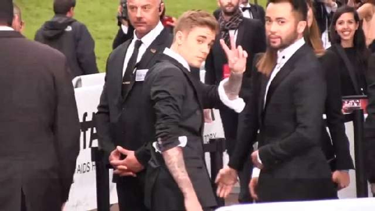 Bieber Pays $80,000 For Egging House