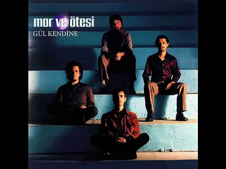 Mor Ve Ötesi - Gece