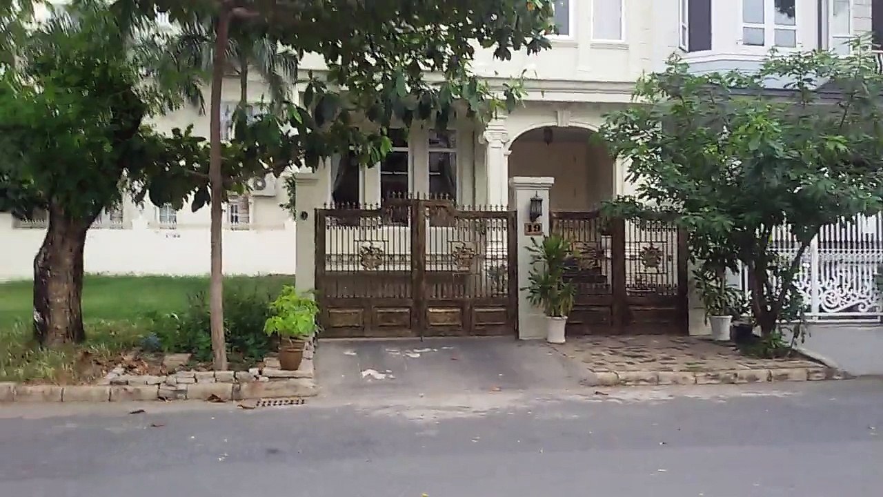 biệt thự phú mỹ hưng cho thuê call 0977771919