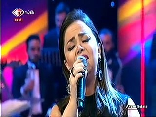 Esra İçöz - Aşk Nedir Nasıldır Bilen Varmı