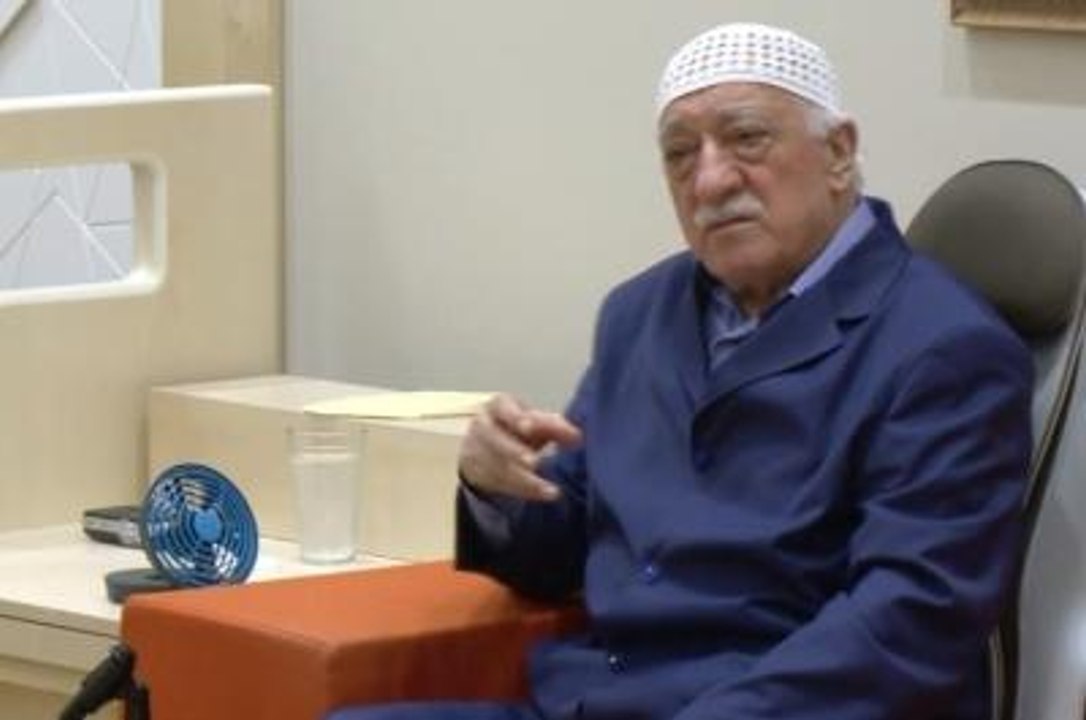 Fethullah Gülen Hocaefendi: Hiçbir Zaman Parti Kurma Gibi Bir Mülahazamız Olmadı