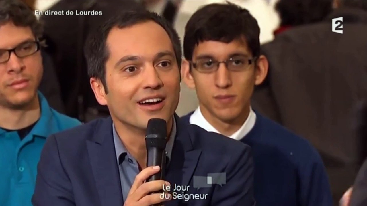 Le lapsus gênant d'un prêtre dans « Le Jour du Seigneur »