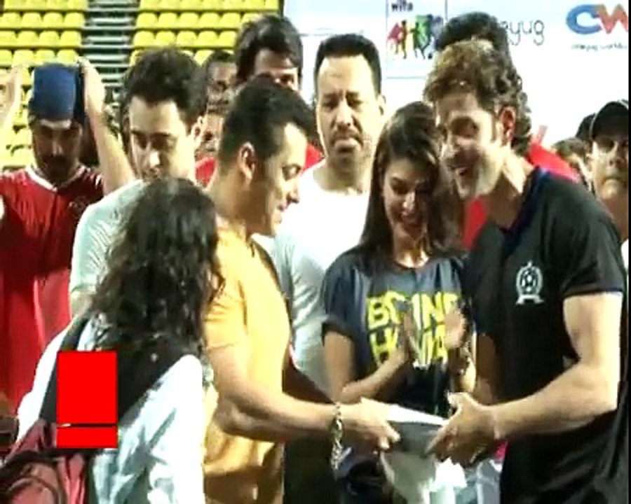 hrithik-expresses-his-opinion-on-salman-bollywood-masala-latest-bollywood-news