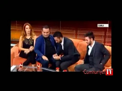 Ünlü oyuncu Ayça Varlıer canlı yayında küfür etti