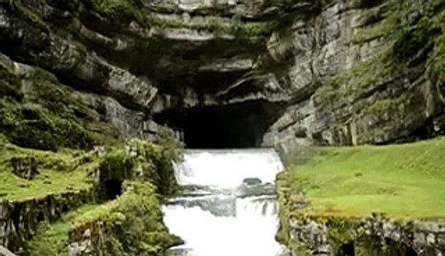 _DSC5674 Ouhans, source de la Loue résurgence du Doubs