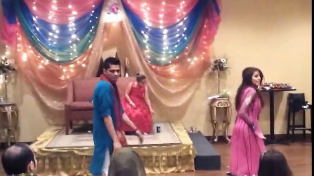 Superb Mehndi Dances performance Pakistani Wedding - Pak video tube