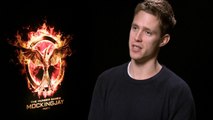 Sam Claflin compares Finnick to Marilyn Monroe