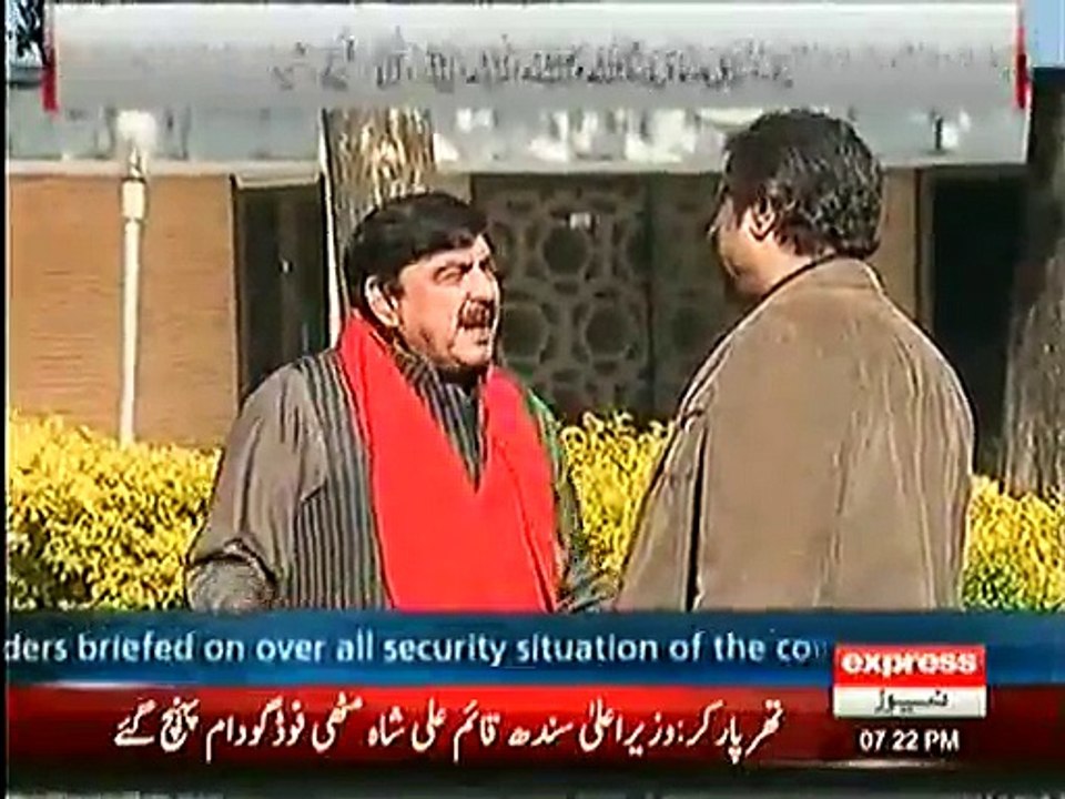 Imran Khan told me that 30 PML N MNAs want to join PTI - Sheikh Rasheed