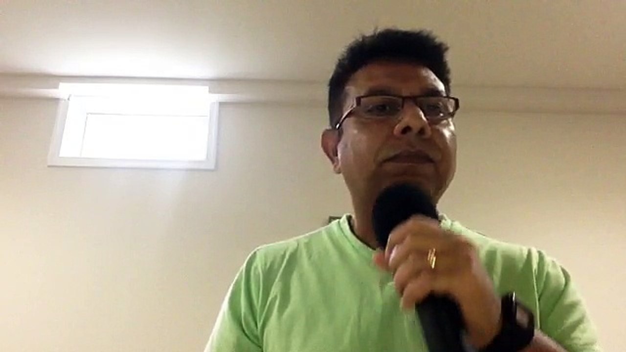 Na puchho koi hame(Amanush movie) karaoke by hawwakibeti,sung by dj Mehfil live