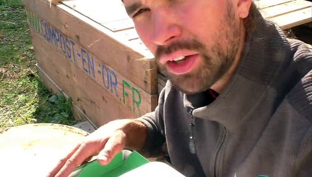 Quelles matières sèches pour le compost - En direct de l'aire de compostage fleurie des Jardins du Covet