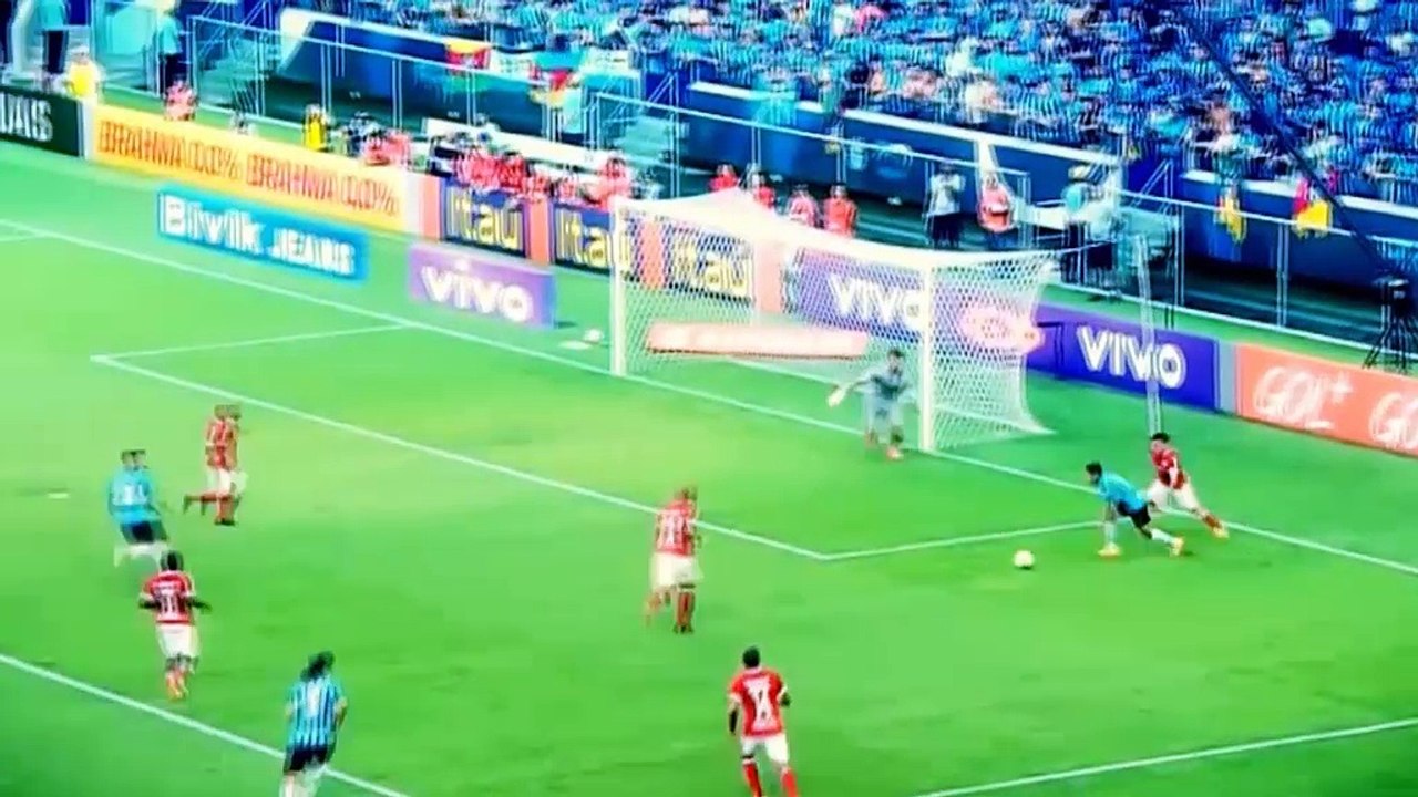 Top5: Zwei Weitschuss-Traumtore zum Verlieben