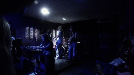 every rose has its thorn- SOUNDTRUCK