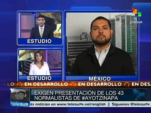 México: comunidad artística se solidariza con padres de normalistas