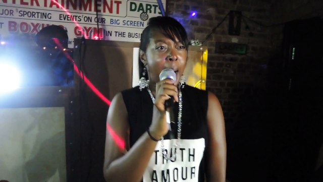 old skool raver STUSH LIVE #HOUSEDEM