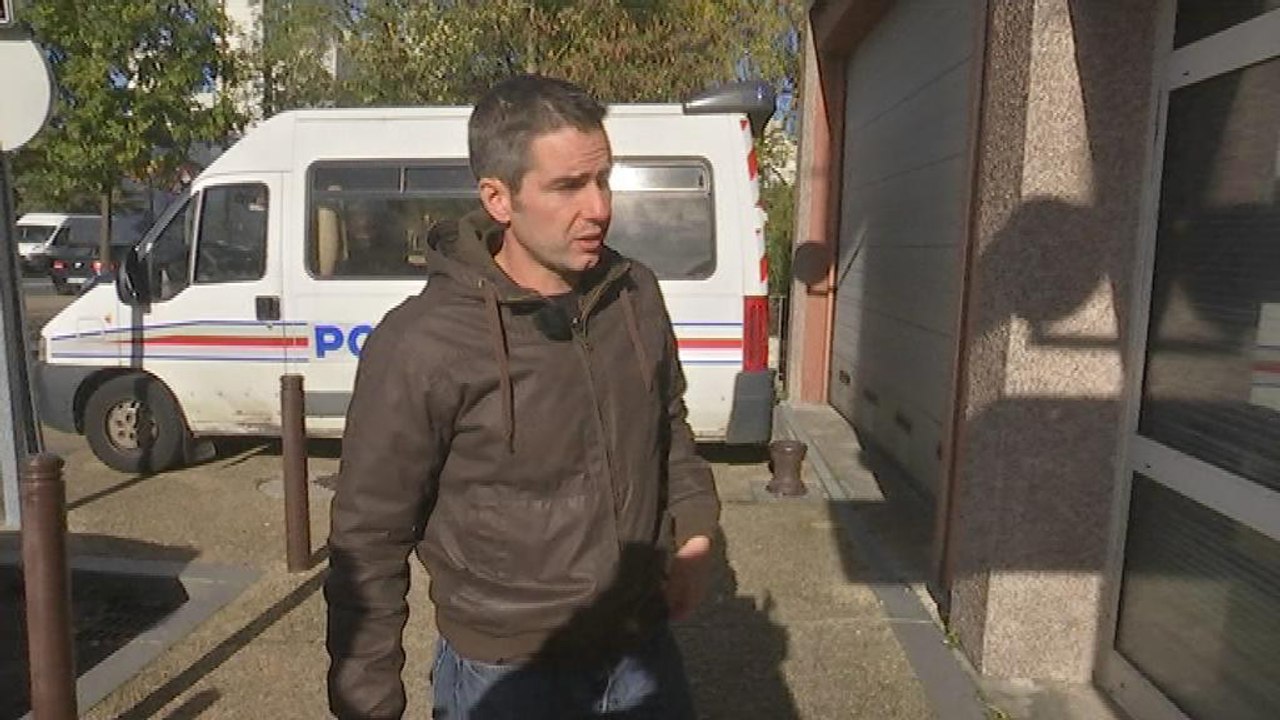 Paroles de policiers: reportage au commissariat...
