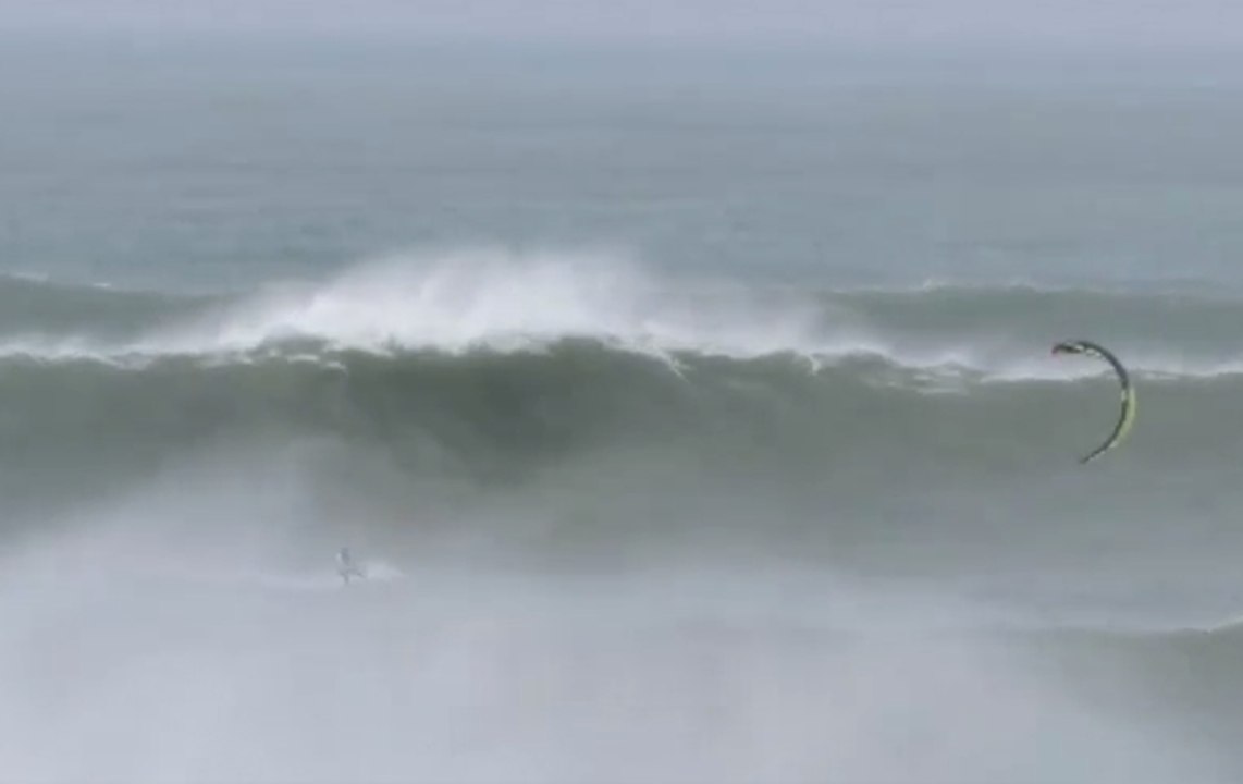 Big wave crash