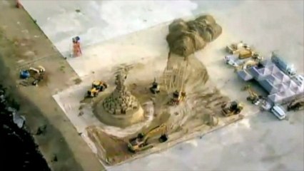 Au Brésil, un château de sable de 12 mètres de haut