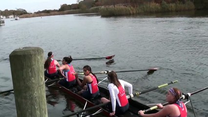 Une équipe d'aviron féminine enchaine les FAILS!