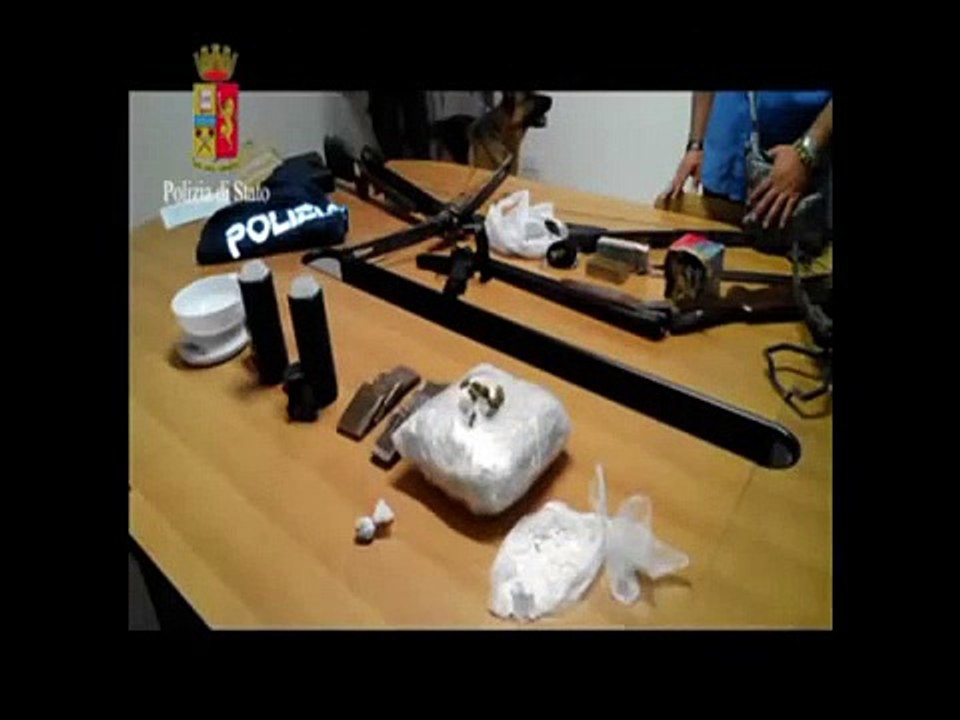 Canosa (BT) - Droga e furti, 28 arresti e 43 in...