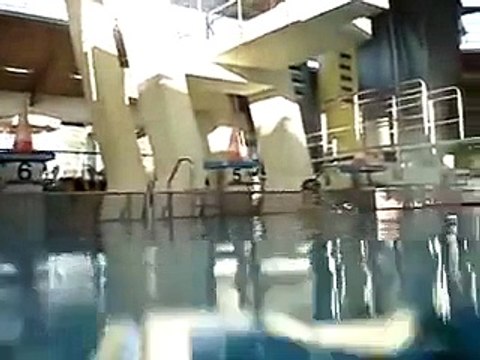 Mesmerizing underwater bubble rings Video