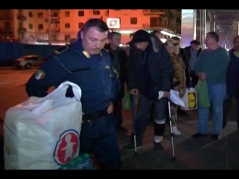 Napoli - La prima ''Notte Bianca'' dei clochard (14.11.14)