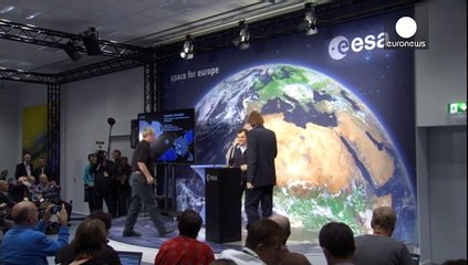 Kuyruklu yıldız üzerindeki Philea'nın bir ayağı havada kaldı