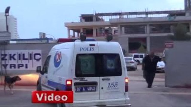 Tesis İnşaatında İskele Çöktü: 4 İşçi Yaralı