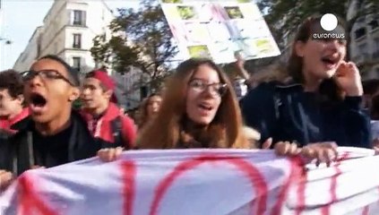 Франція: протести студентів проти свавілля поліції