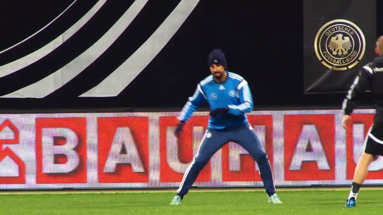 Löw: Khedira in 'offensiveren Rolle'