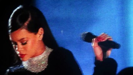 RIHANNA VALOR DAY DC