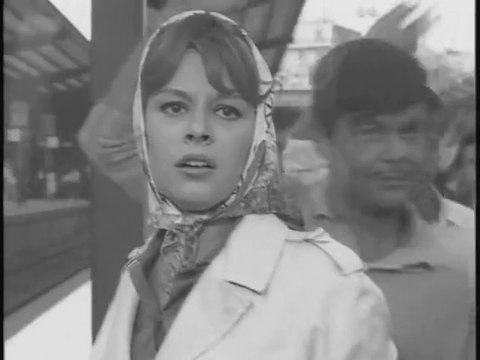 Madem Ki Gidiyorsun - Zeki Müren (Hülya Koçyiğit & Fikret Hakan)