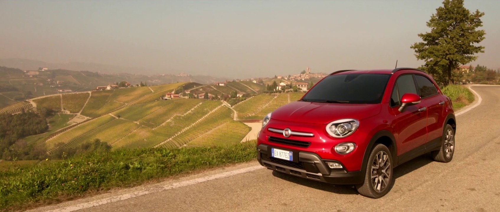 Yeni Fiat 500X resmi tanıtım videosu // ototest.tv