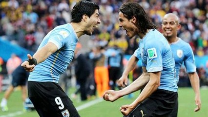 Suarez et Cavani régalent, mais l'Uruguay trébuche !