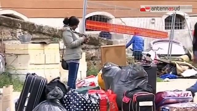 TG 13.11.14 Al via lo sgombero dei migranti di Santa Chiara