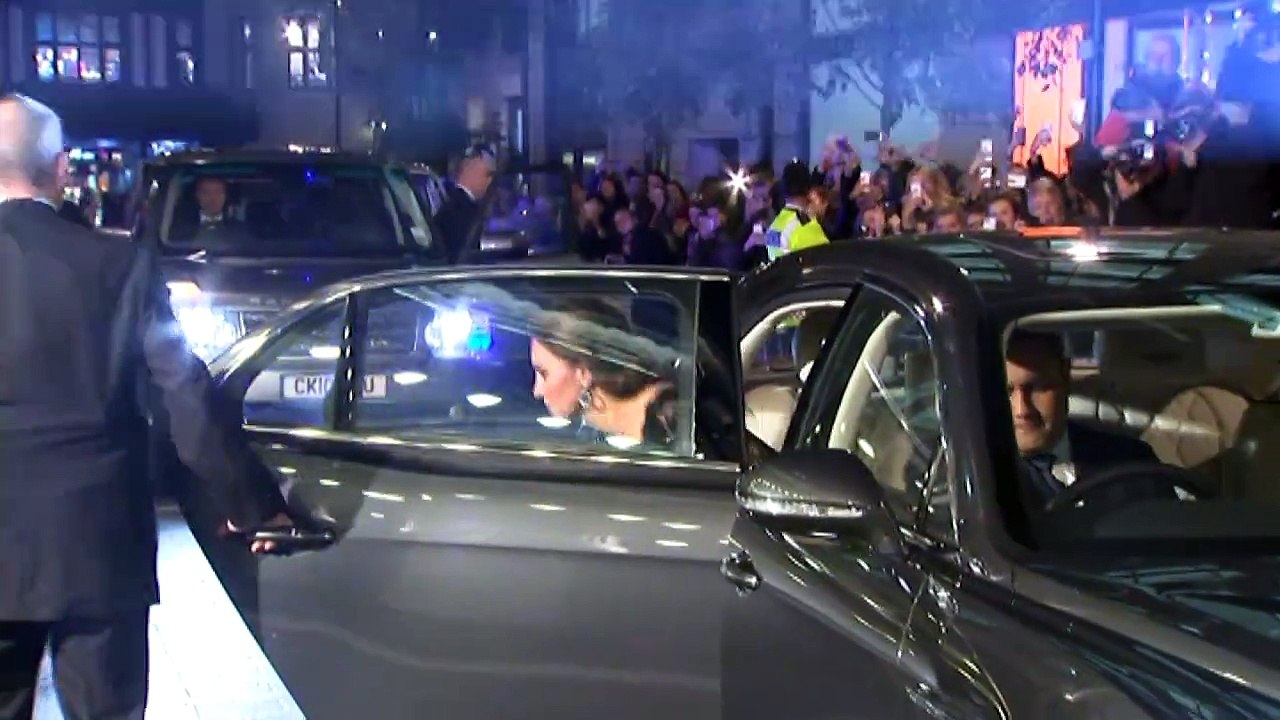 Kate and William meet One Direction
