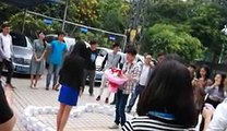 Man Buys 99 iPhone 6s to Propose his Girlfriend, Gets Rejected