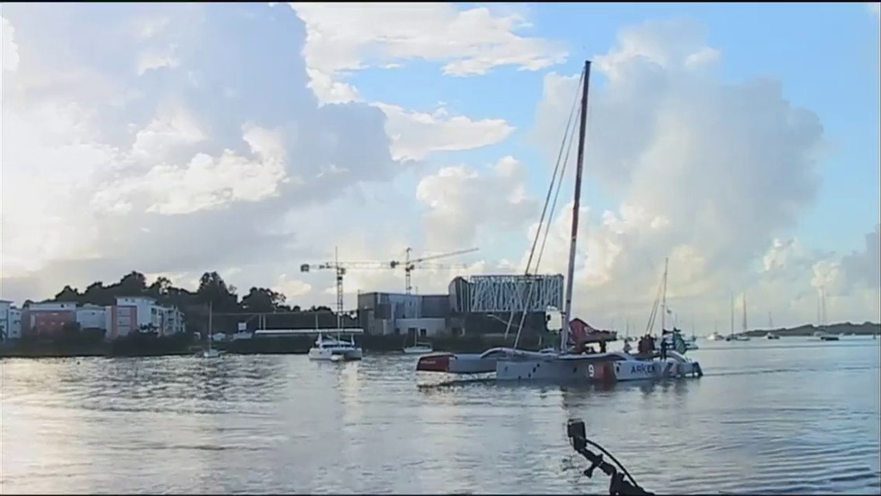 Arrivée de Lalou Roucayrol, 2e Multi50 (REPLAY)