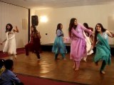 Superb Mehndi Dances performance Pakistani Wedding - Pak video tube